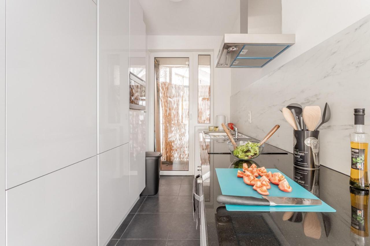 Center Of Antwerp, Fully Equipped, Train Station Apartment Екстериор снимка